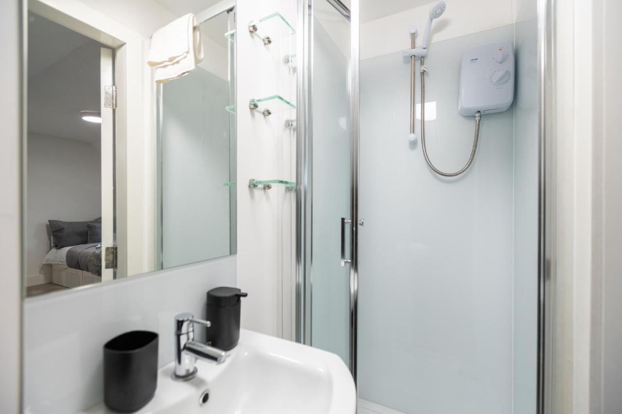Large Studio Apartment 30 Mins To Oxford Street Londra Dış mekan fotoğraf